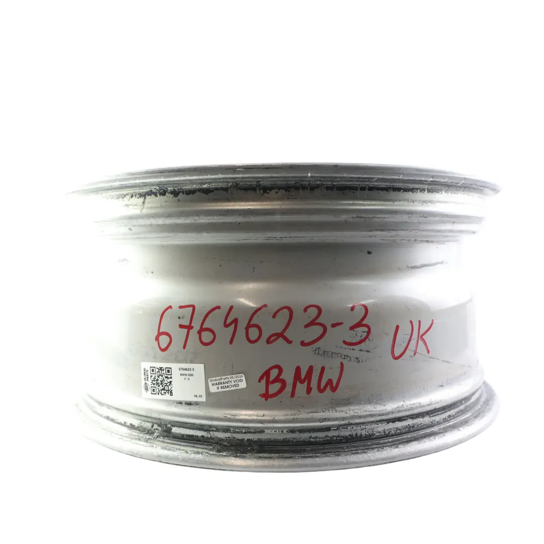 Felga Aluminiowa Srebrna 17" 8J do BMW E90 E91 o numerze 6764623 BMW E90 E91 Felga Aluminiowa Srebrna 17" 8J - SKU 6764623-3 - Numer Części 6764623
