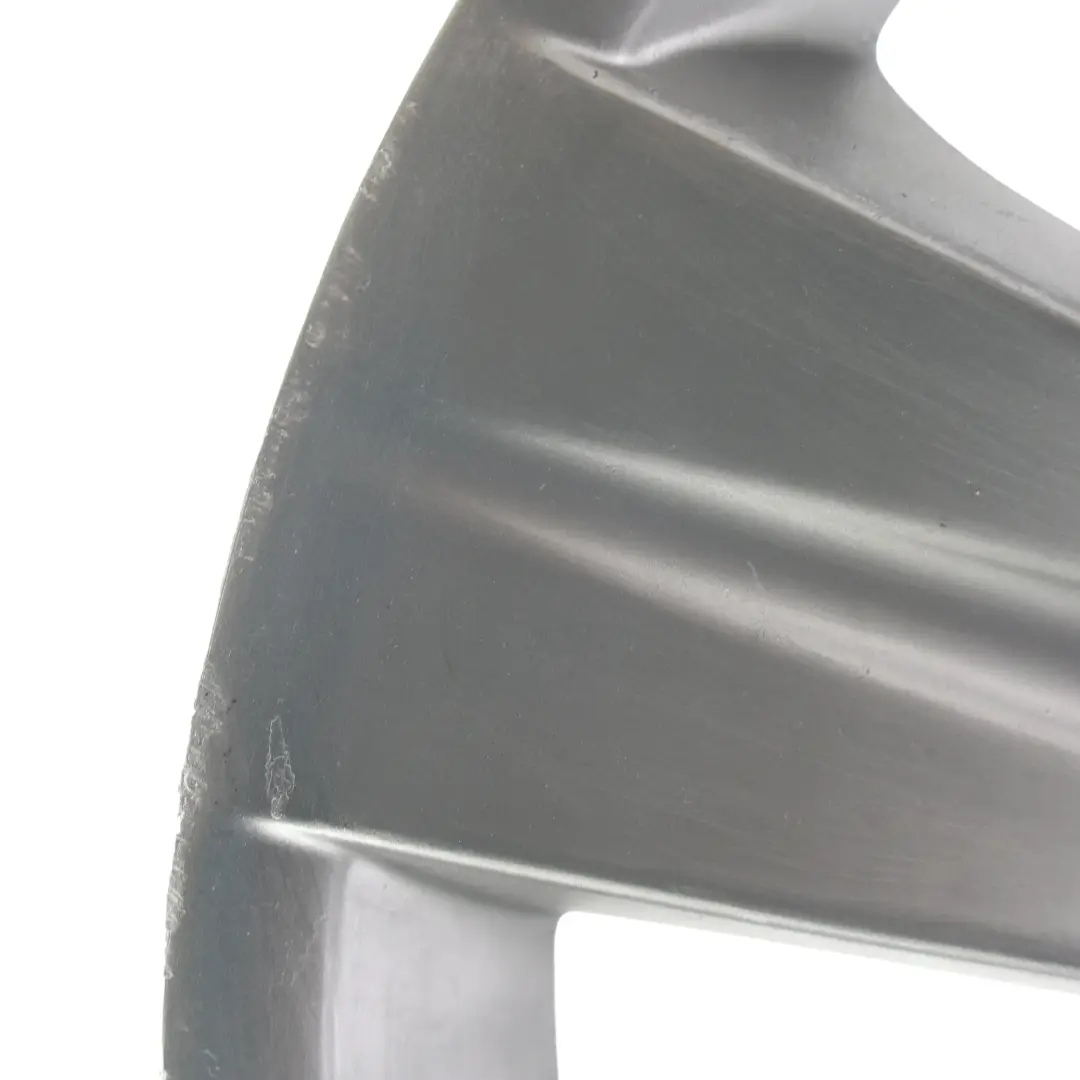 Arriere en Alu Jante Alliage 18" Rayons etoile 189 8,5J Et pour BMW E90 E91 E92 à propos du numéro de pièce 6768859 BMW E90 E91 E92 Arriere en Alu Jante Alliage 18" Rayons etoile 189 8,5J Et - SKU 6768859-1 - Numéro de pièce 6768859