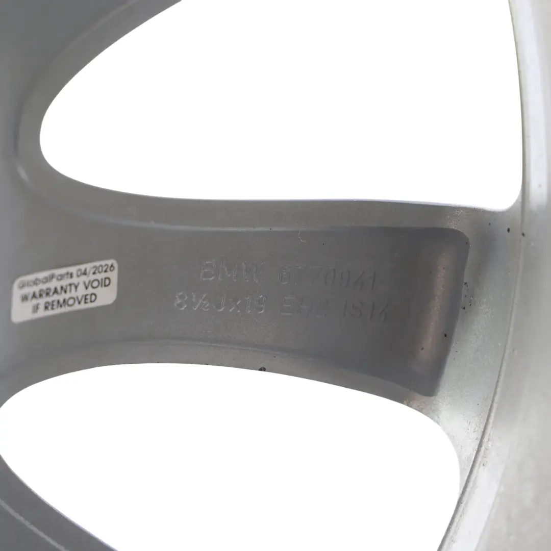 Argento AlluMini o Cerchione IN Lega 19" Raggi a Stella 218 8,5J Et per BMW E63 E64 con numero di parte 6770941 BMW E63 E64 Argento AlluMini o Cerchione IN Lega 19" Raggi a Stella 218 8,5J Et - SKU 6770941-2 - Numero di parte 6770941