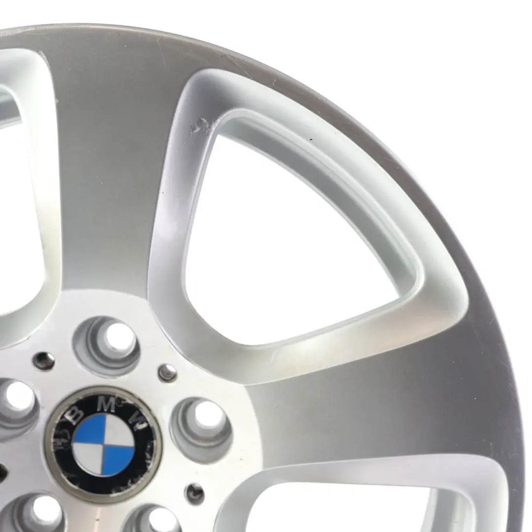Jante Alliage Argent 17" 7,5J ET:20 Styling 243 pour BMW E60 E61 à propos du numéro de pièce 6777346 BMW E60 E61 Jante Alliage Argent 17" 7,5J ET:20 Styling 243 - SKU 6777346-1 - Numéro de pièce 6777346