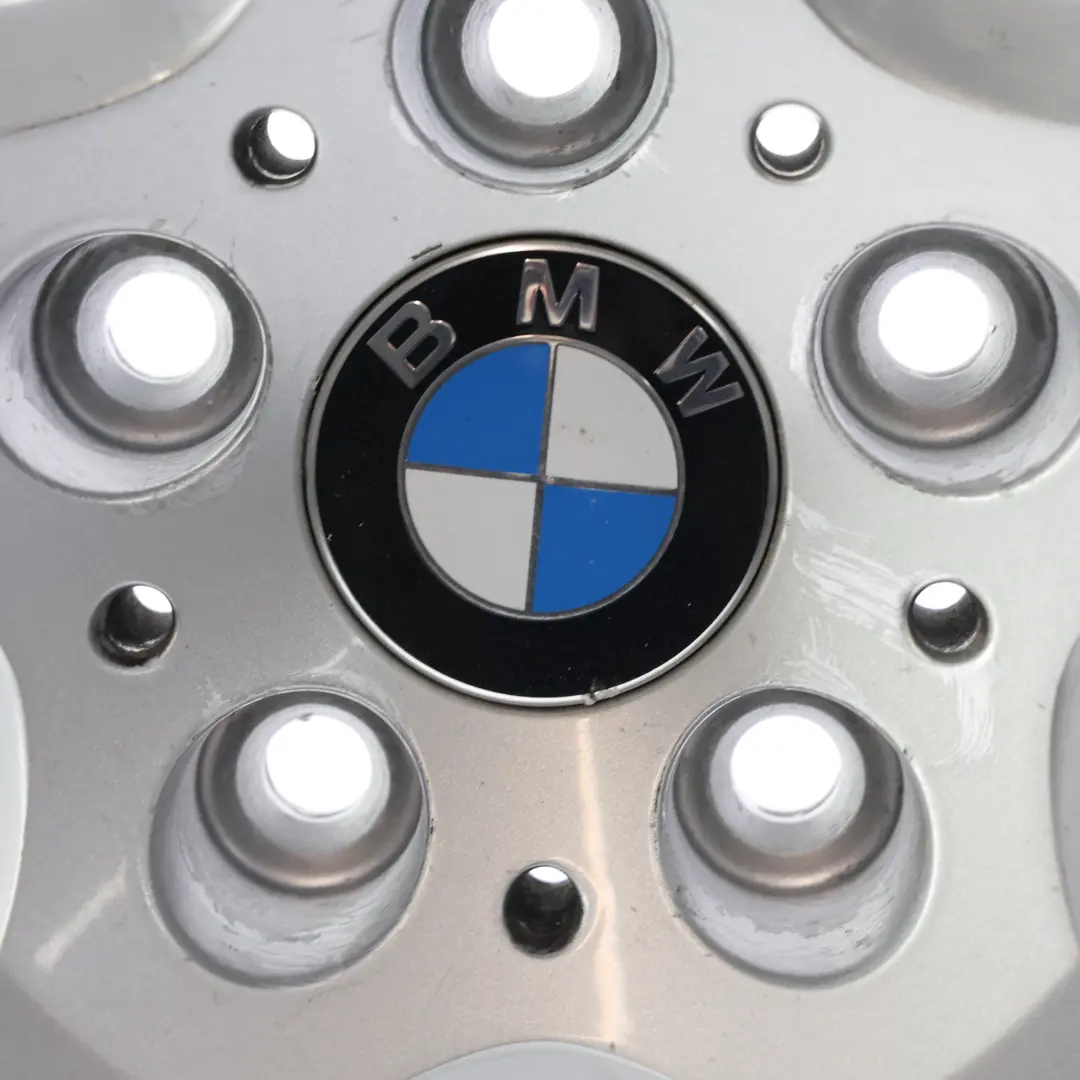 Alloy Rim Silver 17" Start Spoke 243 7,5J ET:20 to BMW E60 E61 Wheel with Part number 6777346 BMW E60 E61 Wheel Alloy Rim Silver 17" Start Spoke 243 7,5J ET:20 - SKU 6777346-3 - Part number 6777346