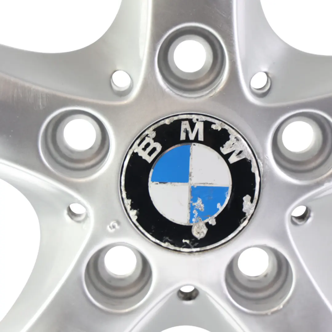 Jante argentée alliage 17" Star Spoke 256 ET:47 7J pour BMW E81 E82 E87 E88 à propos du numéro de pièce 6778219 BMW E81 E82 E87 E88 Jante argentée alliage 17" Star Spoke 256 ET:47 7J - SKU 6778219-7 - Numéro de pièce 6778219