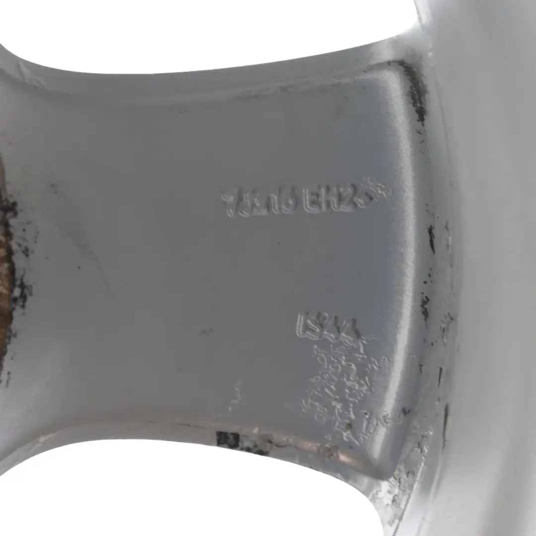 BMW E81 E87 E88 Llanta De aleacion 16" 7J ET:44 Doble Radio 222 - SKU 6779696-1 - Número de pieza 6779696