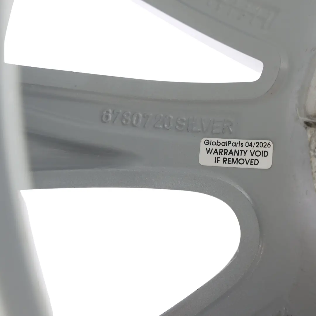 Alu Felge Alufelge 17" V-Speiche 236 8J ET:30 für BMW F10 F11 F12 mit Teilenummer 6780720 BMW F10 F11 F12 Alu Felge Alufelge 17" V-Speiche 236 8J ET:30 - SKU 6780720-1 - Teilenummer 6780720