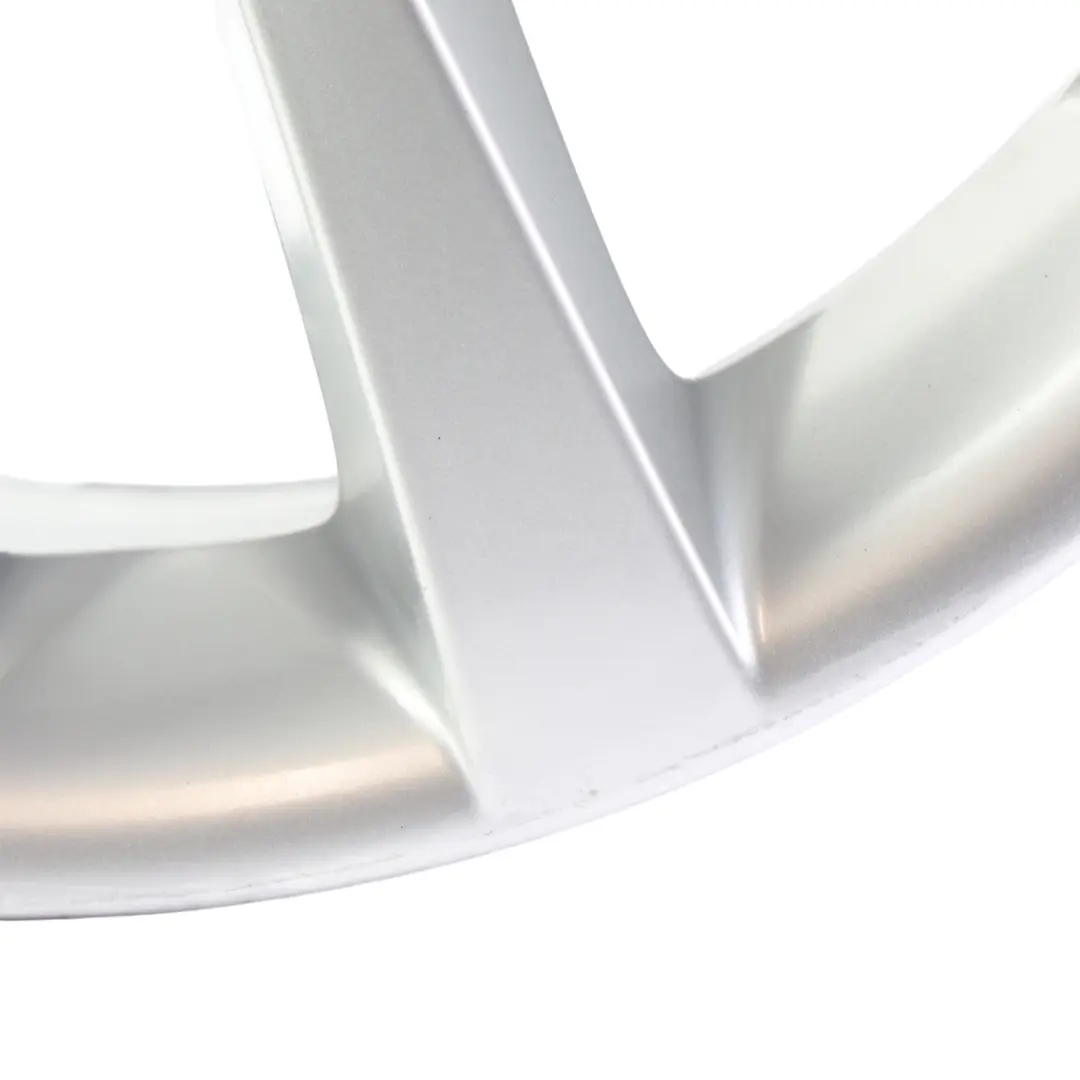 Silber Alu Felge Alufelge 18" V-Speiche 328 8J ET:30 für BMW F06 F10 F11 mit Teilenummer 6790173 BMW F06 F10 F11 Silber Alu Felge Alufelge 18" V-Speiche 328 8J ET:30 - SKU 6790173-1 - Teilenummer 6790173