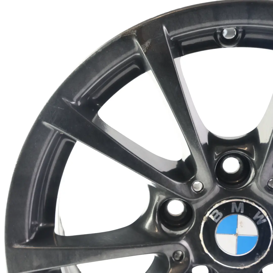 Cerchione Lega Grigio 16" 7J ET:31 V-Spoke 390 per BMW F30 F31 F36 con numero di parte 6796236 BMW F30 F31 F36 Cerchione Lega Grigio 16" 7J ET:31 V-Spoke 390 - SKU 6796236-6 - Numero di parte 6796236
