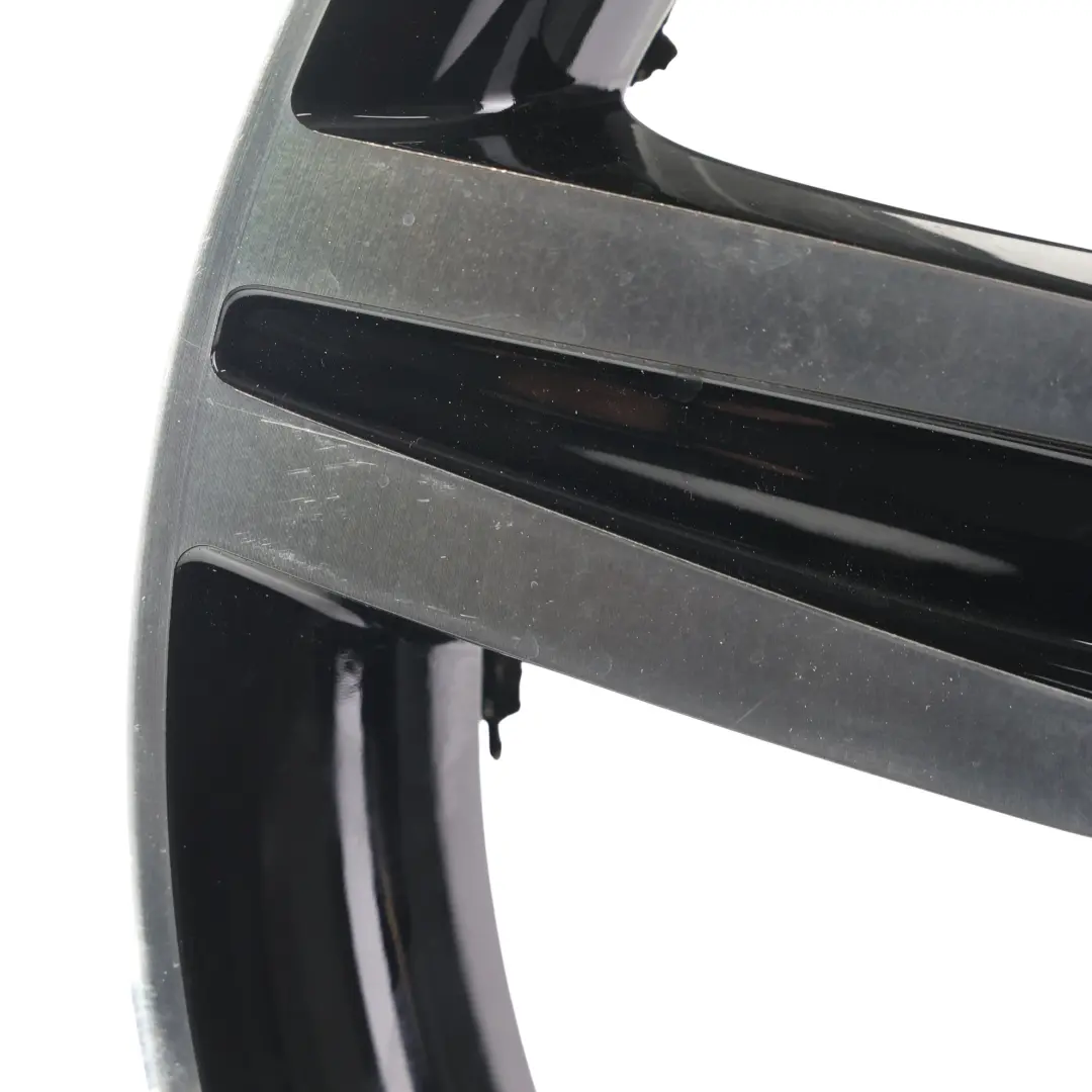 Leichtmetallfelge 17" Sternspeiche 379 ET:43 7,5J für BMW F20 F21 F22 F23 mit Teilenummer 6850151 BMW F20 F21 F22 F23 Leichtmetallfelge 17" Sternspeiche 379 ET:43 7,5J - SKU 6850151-17 - Teilenummer 6850151