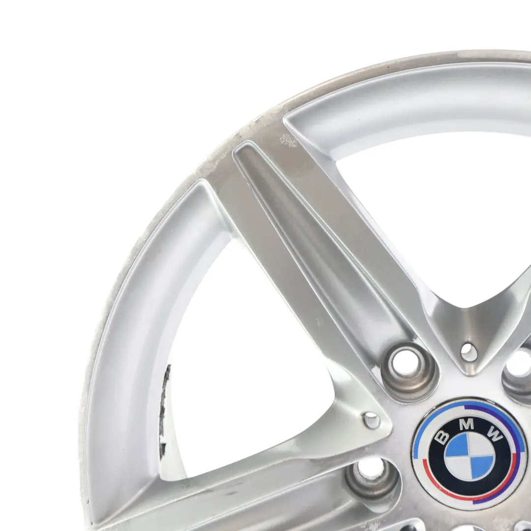 Cerchione Lega 17" 7.5J ET:43 Star Spoke 379 per BMW F20 F21 F22 con numero di parte 6850151 BMW F20 F21 F22 Cerchione Lega 17" 7.5J ET:43 Star Spoke 379 - SKU 6850151-26 - Numero di parte 6850151