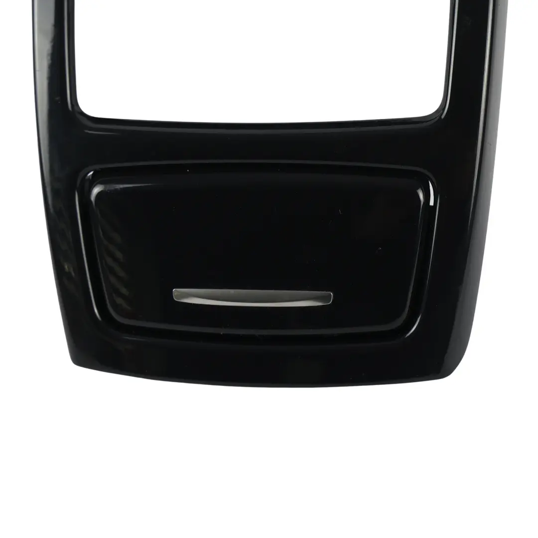 Cache Cendrier Arrière Contour Console Centrale Noir pour BMW E92 E93 à propos du numéro de pièce 6960688 BMW E92 E93 Cache Cendrier Arrière Contour Console Centrale Noir - SKU 6960688-1 - Numéro de pièce 6960688