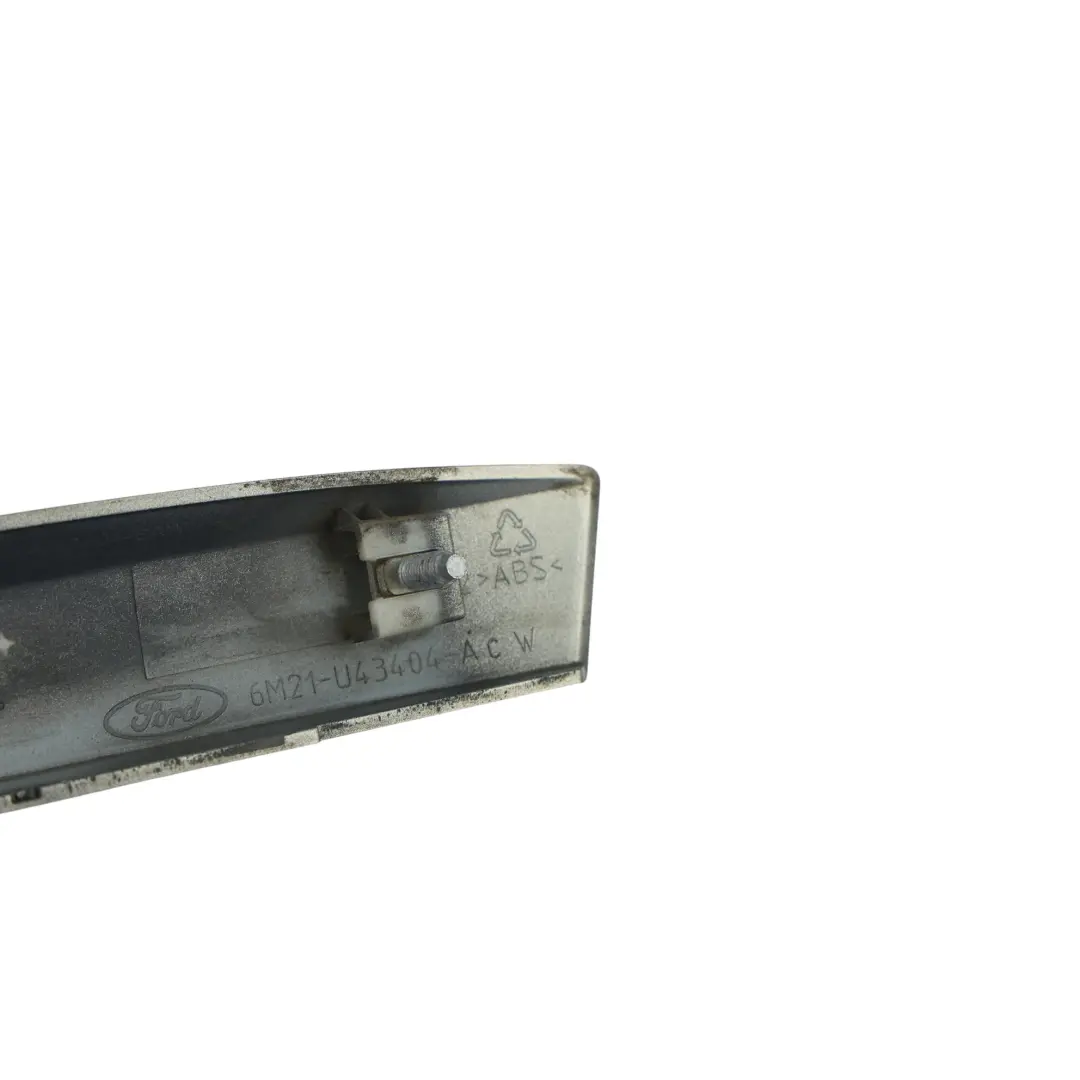 Mk2 Osłona Klamki Klapy Bagażnika Szara do Ford Galaxy o numerze 6M21-U43404-ACW Ford Galaxy Mk2 Osłona Klamki Klapy Bagażnika Szara - SKU 6M21-U43404-ACW-CHI - Numer Części 6M21-U43404-ACW