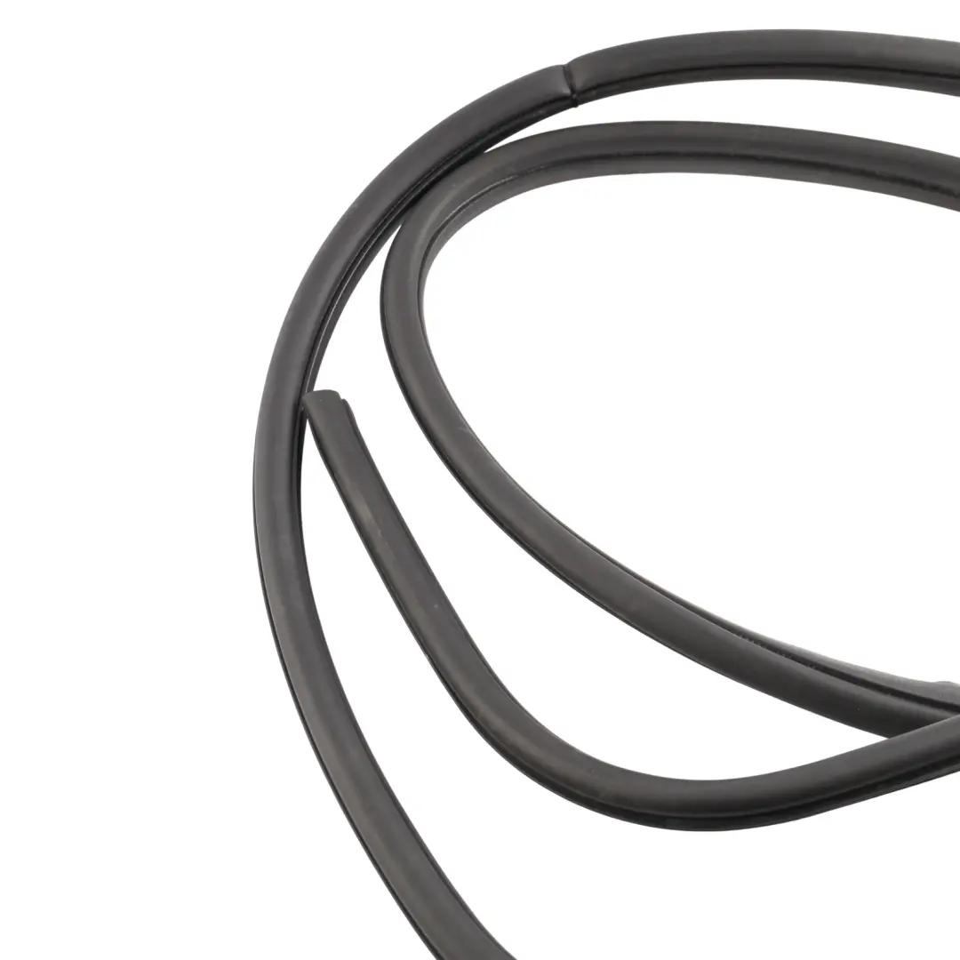 Ford Focus Mk2 Front Door Weatherstrip Gasket Left Right N/O/S - SKU 6M51-B20530-AA - Part number 6M51-B20530-AA