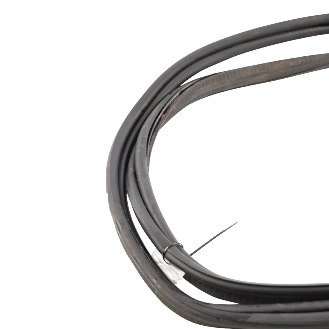 Boot Rubber Seal Gaksket Surround to Mini R50 R53 R56 Tailgate with Part number 7132470 Mini R50 R53 R56 Tailgate Boot Rubber Seal Gaksket Surround - SKU 7132470 - Part number 7132470