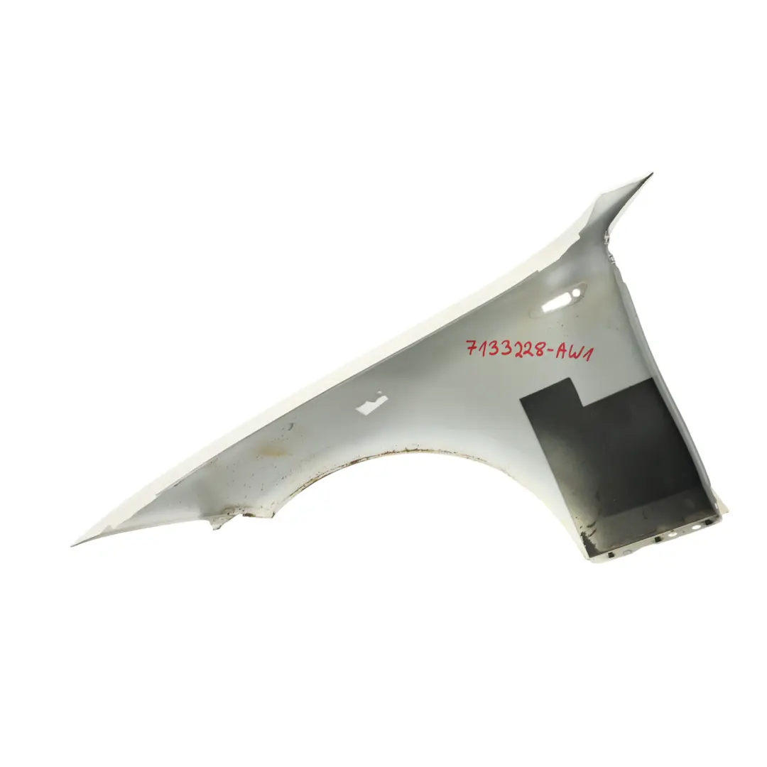 Seitenwand Vorne Rechts Kotflügel Alpinweiss 3 Weiss - 300 für BMW E81 E82 E87 mit Teilenummer 7133228 BMW E81 E82 E87 Seitenwand Vorne Rechts Kotflügel Alpinweiss 3 Weiss - 300 - SKU 7133228-AW1 - Teilenummer 7133228