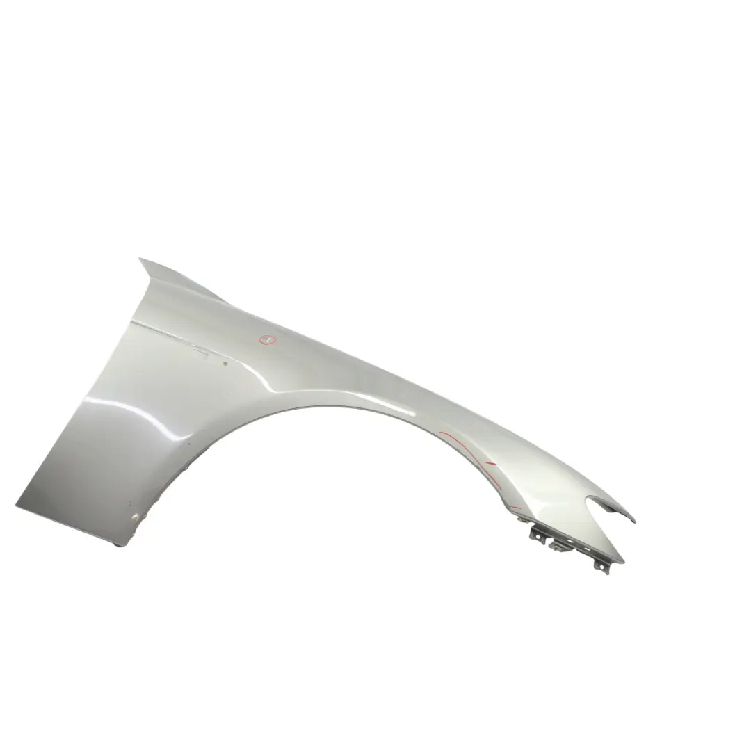 Aile Avant Droite Sterlinggrau Metallic - 472 pour BMW E65 E66 à propos du numéro de pièce 7138474 BMW E65 E66 Aile Avant Droite Sterlinggrau Metallic - 472 - SKU 7138474-STG - Numéro de pièce 7138474