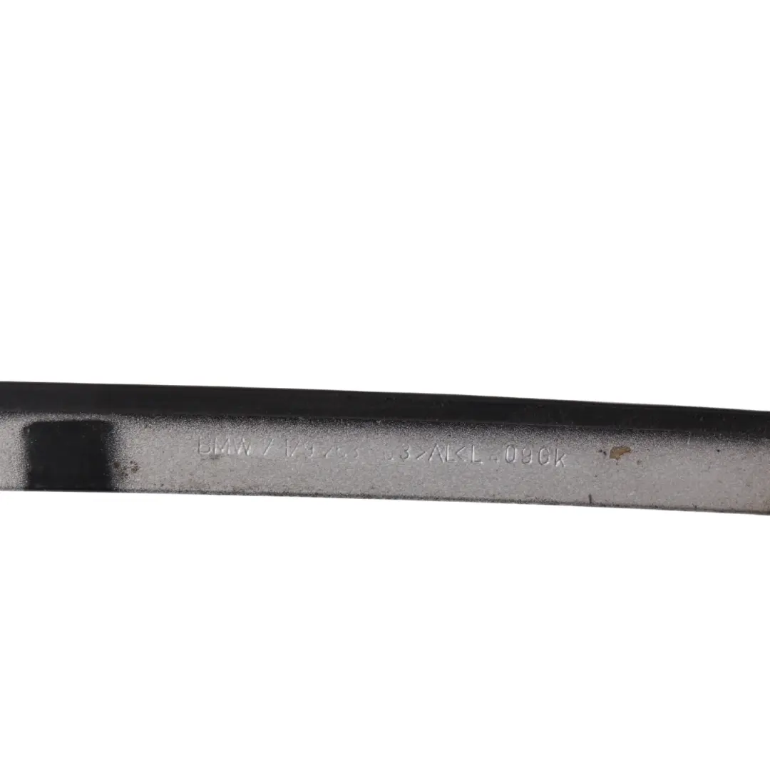 Front Windscreen Drip Moulding left N/S Titansilber 354 to BMW 3 Series E90 E91 LCi with Part number 7179263 BMW 3 Series E90 E91 LCi Front Windscreen Drip Moulding left N/S Titansilber 354 - SKU 7179263-TS - Part number 7179263