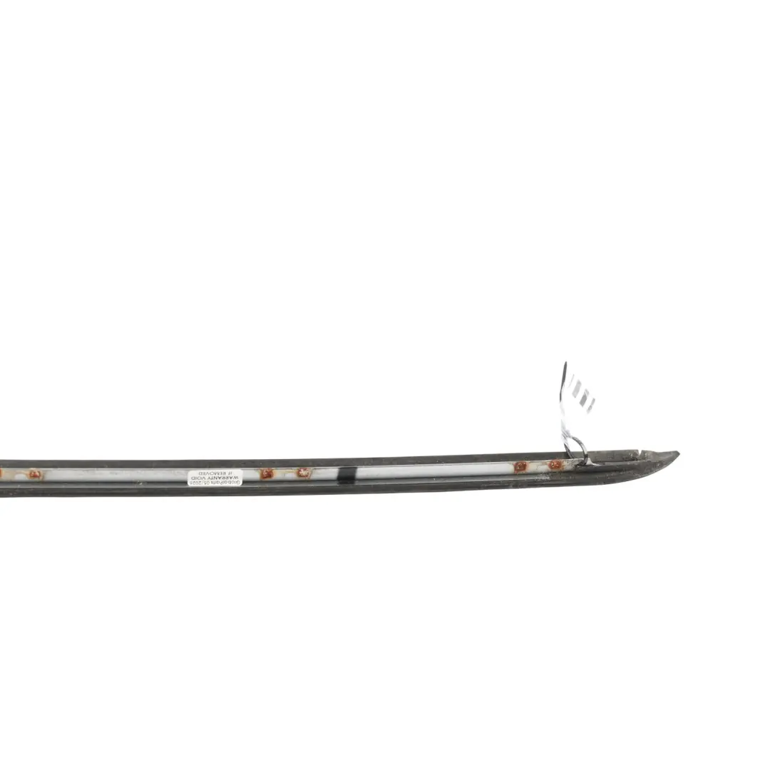 Trim Cover Exterior Front Right O/S Titansilber Metallic - 354 to BMW 3 E90 E91 LCI with Part number 7179264 BMW 3 E90 E91 LCI Trim Cover Exterior Front Right O/S Titansilber Metallic - 354 - SKU 7179264-TS - Part number 7179264