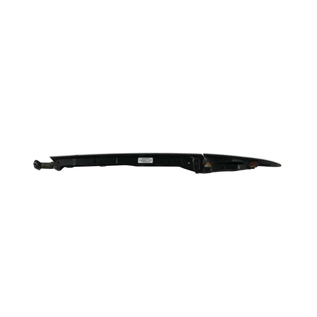 Osłona Zawiasu Dachu Srebrna Prawa do BMW E93 Cabrio o numerze 7184048 BMW E93 Cabrio Osłona Zawiasu Dachu Srebrna Prawa - SKU 7184048-TS1 - Numer Części 7184048