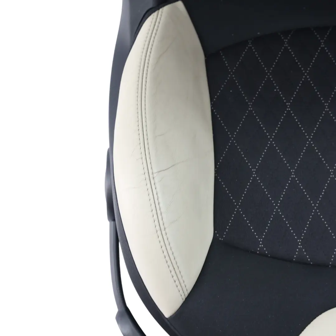 Fotel Sportowy Przedni Prawy Polar Beige Materiał Skóra do Mini R56 LCI o numerze 7270204 Mini R56 LCI Fotel Sportowy Przedni Prawy Polar Beige Materiał Skóra - SKU 7270204-1 - Numer Części 7270204