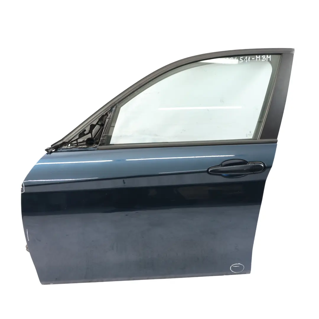 Puerta Shell Delantero Izquierdo Tiefseeblau Metallic - A76 para BMW F20 con número de pieza 7284511 BMW F20 Puerta Shell Delantero Izquierdo Tiefseeblau Metallic - A76 - SKU 7284511-MBM - Número de pieza 7284511
