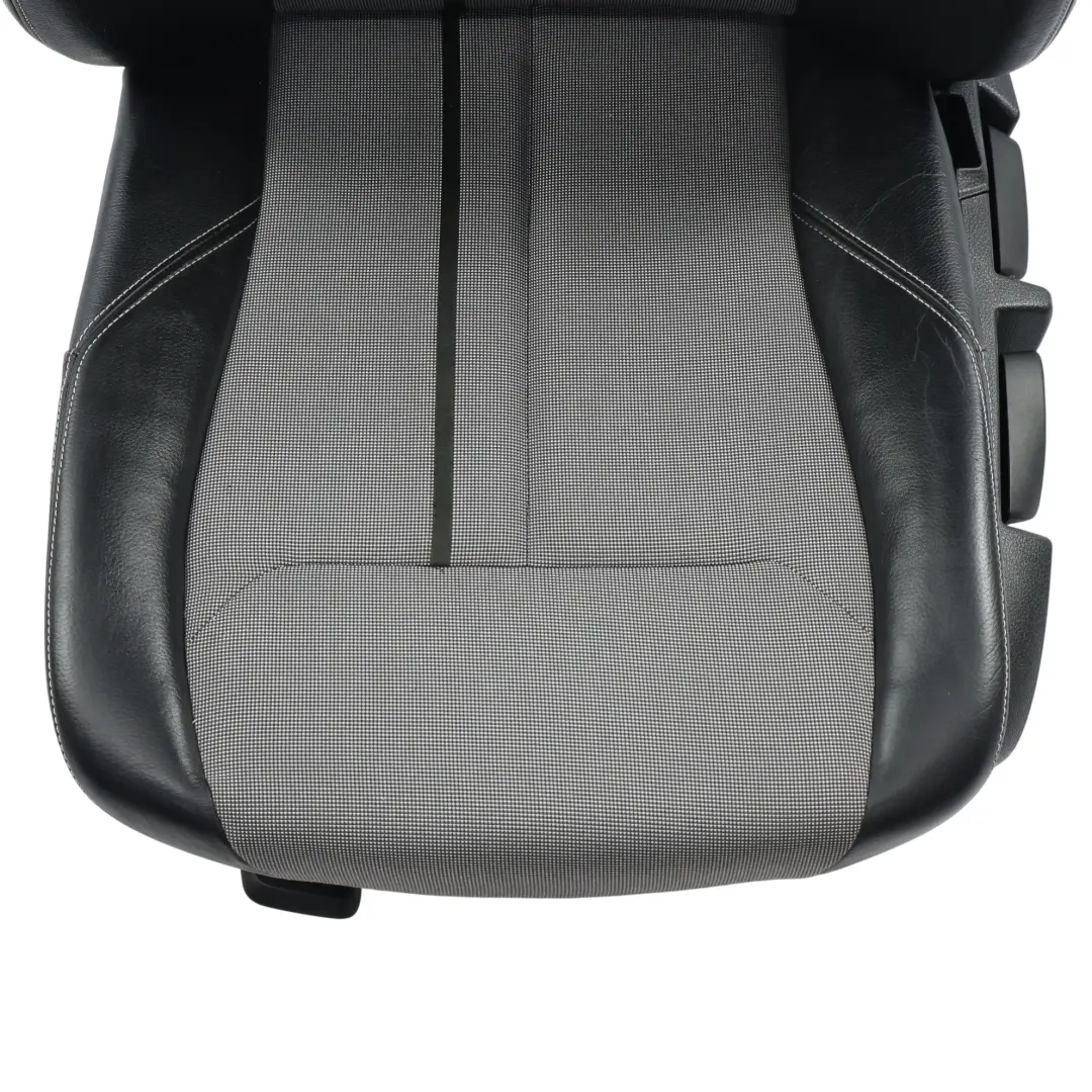 Vordersitz Links Innen Stoff Leder Metro Silber Schwarz für BMW F20 mit Teilenummer 7312421 BMW F20 Vordersitz Links Innen Stoff Leder Metro Silber Schwarz - SKU 7312421-1 - Teilenummer 7312421