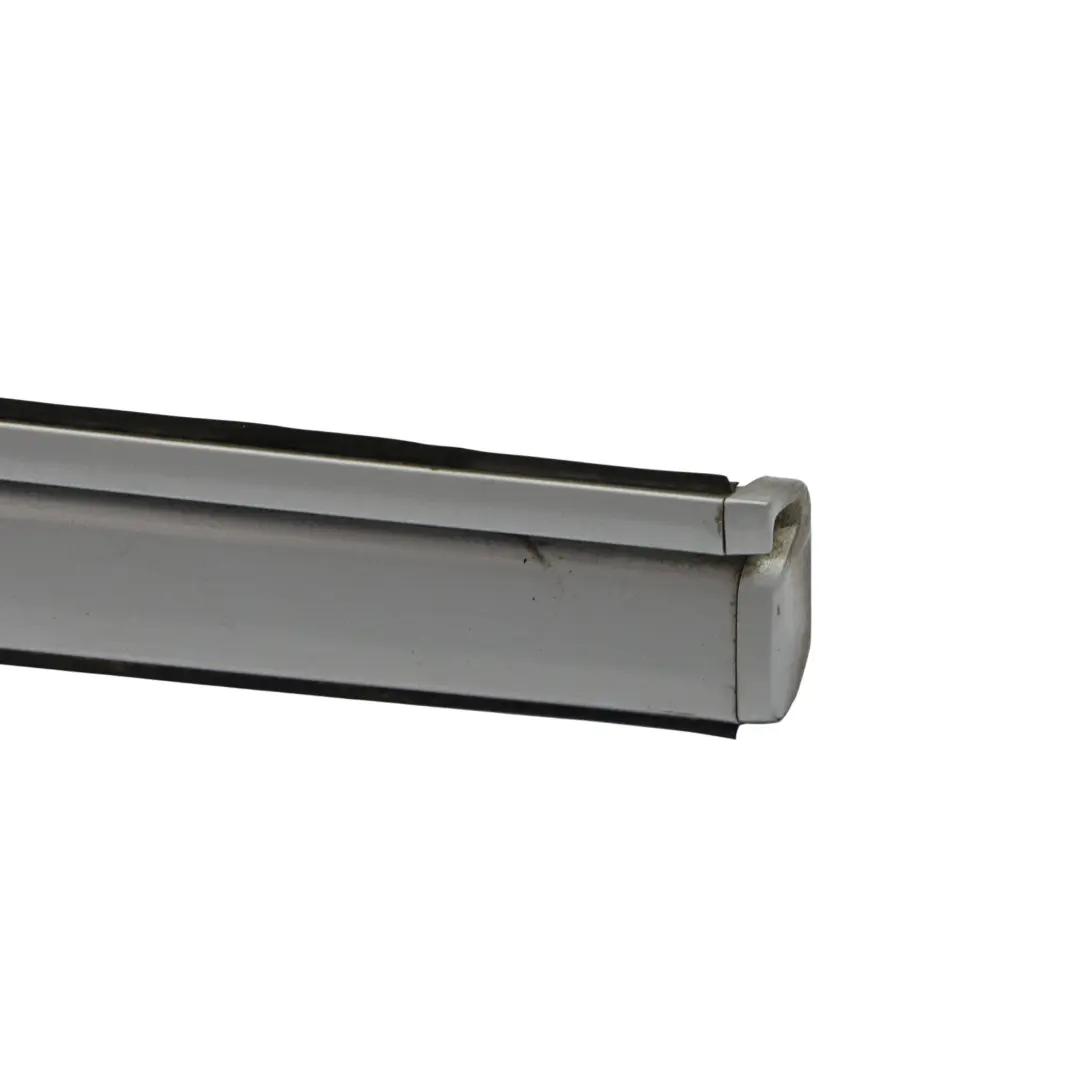 Listwa Dachowa Prawa Glacier Silber Metallic - A83 do BMW X4 F26 o numerze 7338618 BMW X4 F26 Listwa Dachowa Prawa Glacier Silber Metallic - A83 - SKU 7338618-GSB - Numer Części 7338618