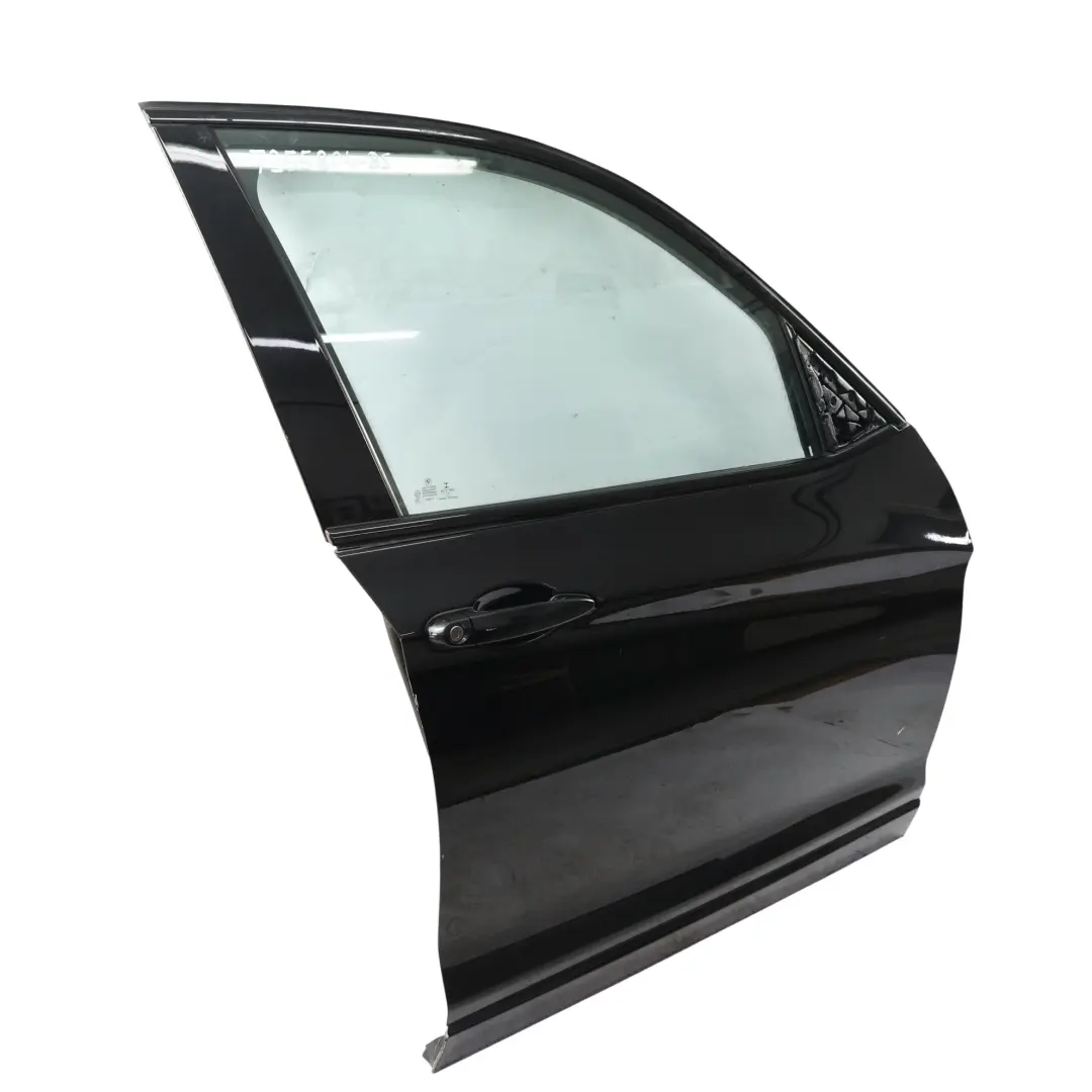 Porta Anteriore Destra Nero Zaffiro Metallizzato 475 per BMW X3 F25 con numero di parte 7355804 BMW X3 F25 Porta Anteriore Destra Nero Zaffiro Metallizzato 475 - SKU 7355804-BS - Numero di parte 7355804