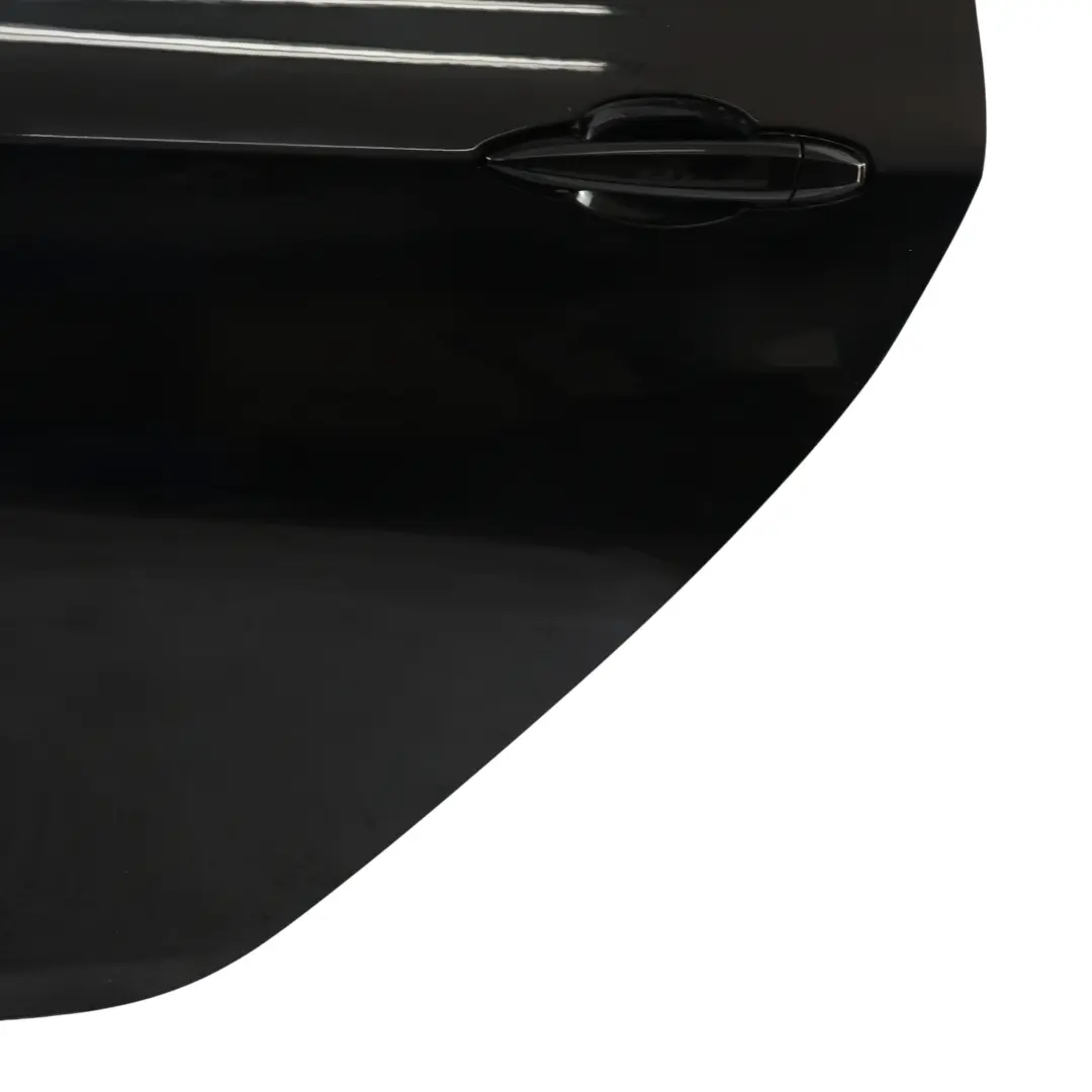 Drzwi Lewe Tylne Black Sapphire Czarny Metalik - 475 do BMW F46 Gran Tourer o numerze 7392325 BMW F46 Gran Tourer Drzwi Lewe Tylne Black Sapphire Czarny Metalik - 475 - SKU 7392325-BS1 - Numer Części 7392325