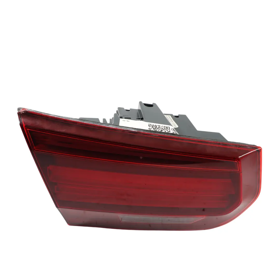 Lampa Tylna LED W Klapę Lewa do BMW F30 F80 M3 LCI o numerze 7456521 BMW F30 F80 M3 LCI Lampa Tylna LED W Klapę Lewa - SKU 7456521-1 - Numer Części 7456521