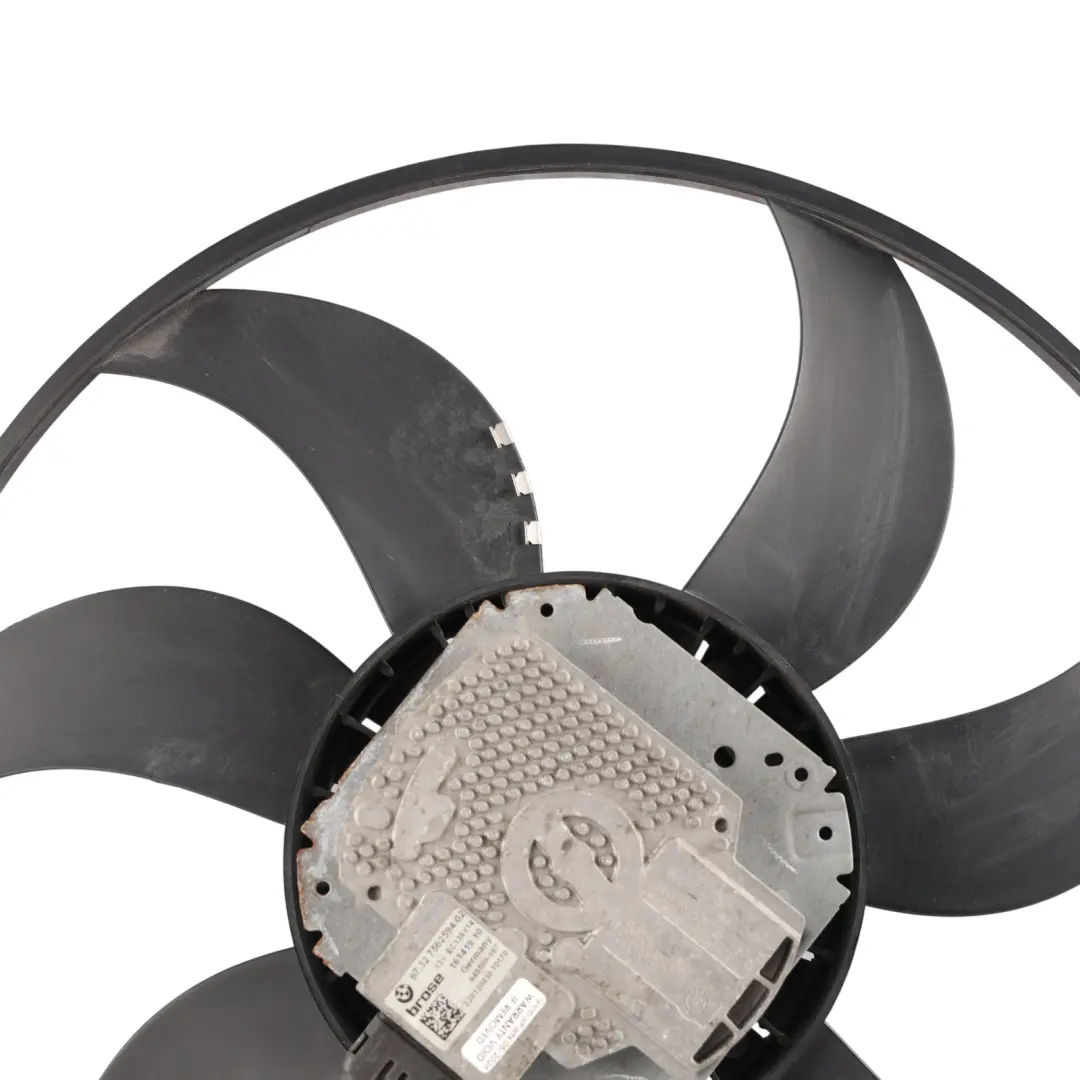 Radiator Cooling Fan Motor Engine 2.0 20dX N47N N47D20C Diesel to BMW F25 with Part number 7562594 BMW F25 Radiator Cooling Fan Motor Engine 2.0 20dX N47N N47D20C Diesel - SKU 7562594 - Part number 7562594