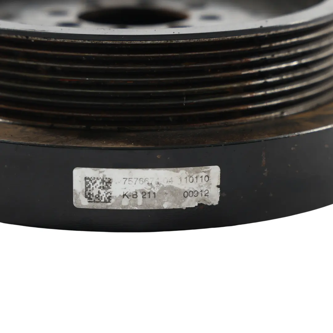 N55 Puleggia Albero Motore Smorzatore Vibrazioni per BMW E92 LCI con numero di parte 7576675 BMW E92 LCI N55 Puleggia Albero Motore Smorzatore Vibrazioni - SKU 7576675 - Numero di parte 7576675