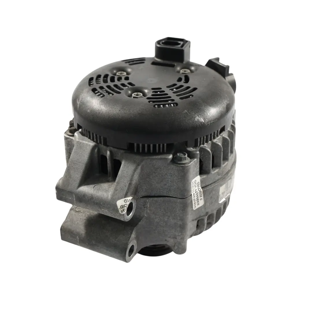 Alternator 170A 12V do BMW E82 E90 E91 E92 LCI o numerze 7591532 BMW E82 E90 E91 E92 LCI Alternator 170A 12V - SKU 7591532 - Numer Części 7591532