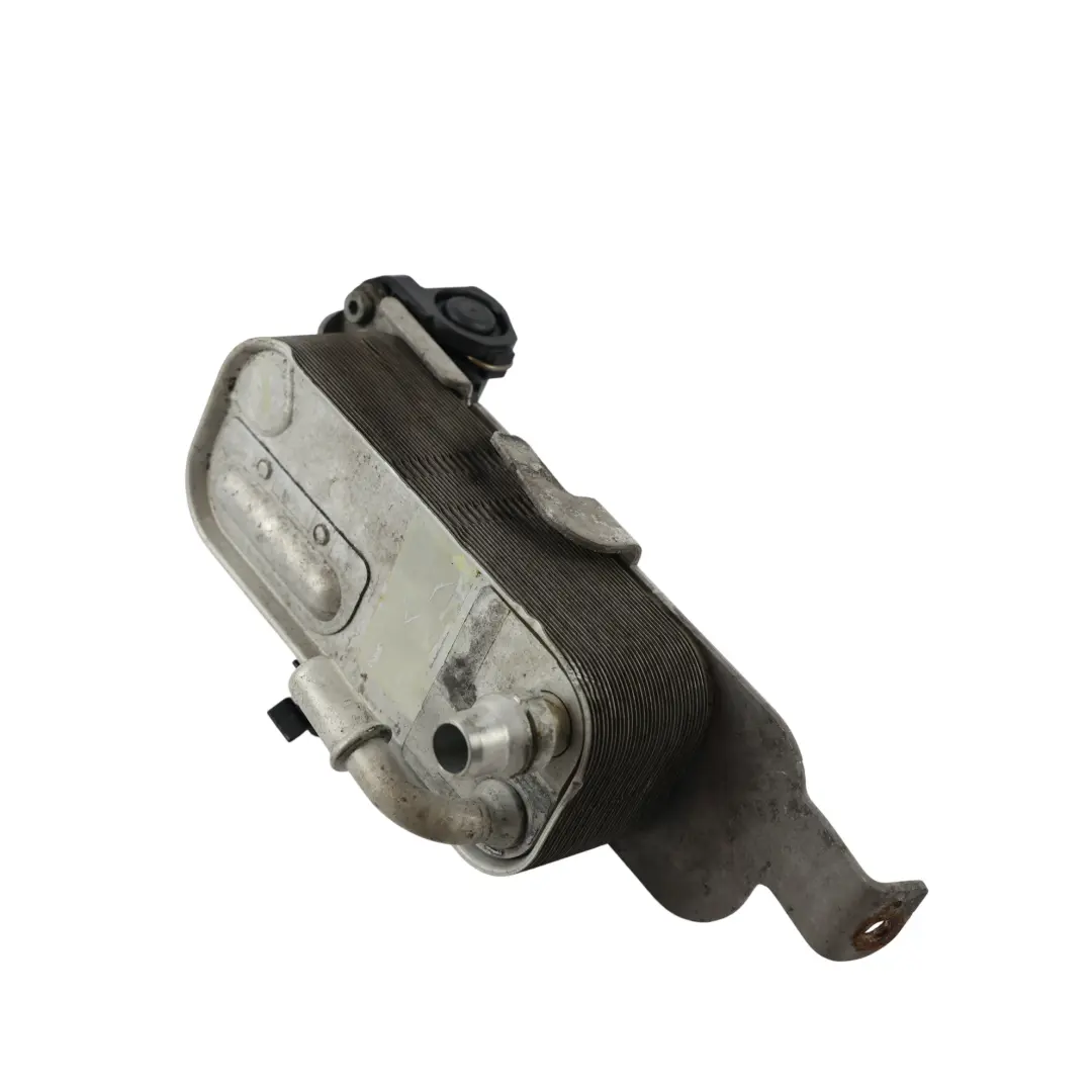 Automatik Getriebe Ölkühler M135i 335i 435i N55 für BMW F20 F30 F32 mit Teilenummer 7600550 BMW F20 F30 F32 Automatik Getriebe Ölkühler M135i 335i 435i N55 - SKU 7600550 - Teilenummer 7600550