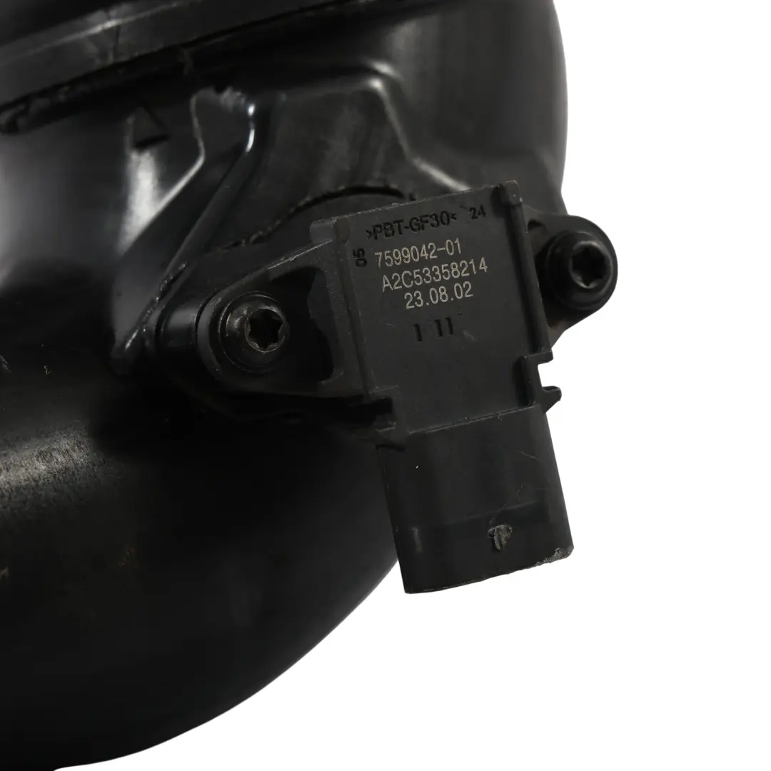 BMW F07 GT F10 F11 F12 Tuyau Admission Air Essence N55 - SKU 7609811-1 - Numéro de pièce 7609811