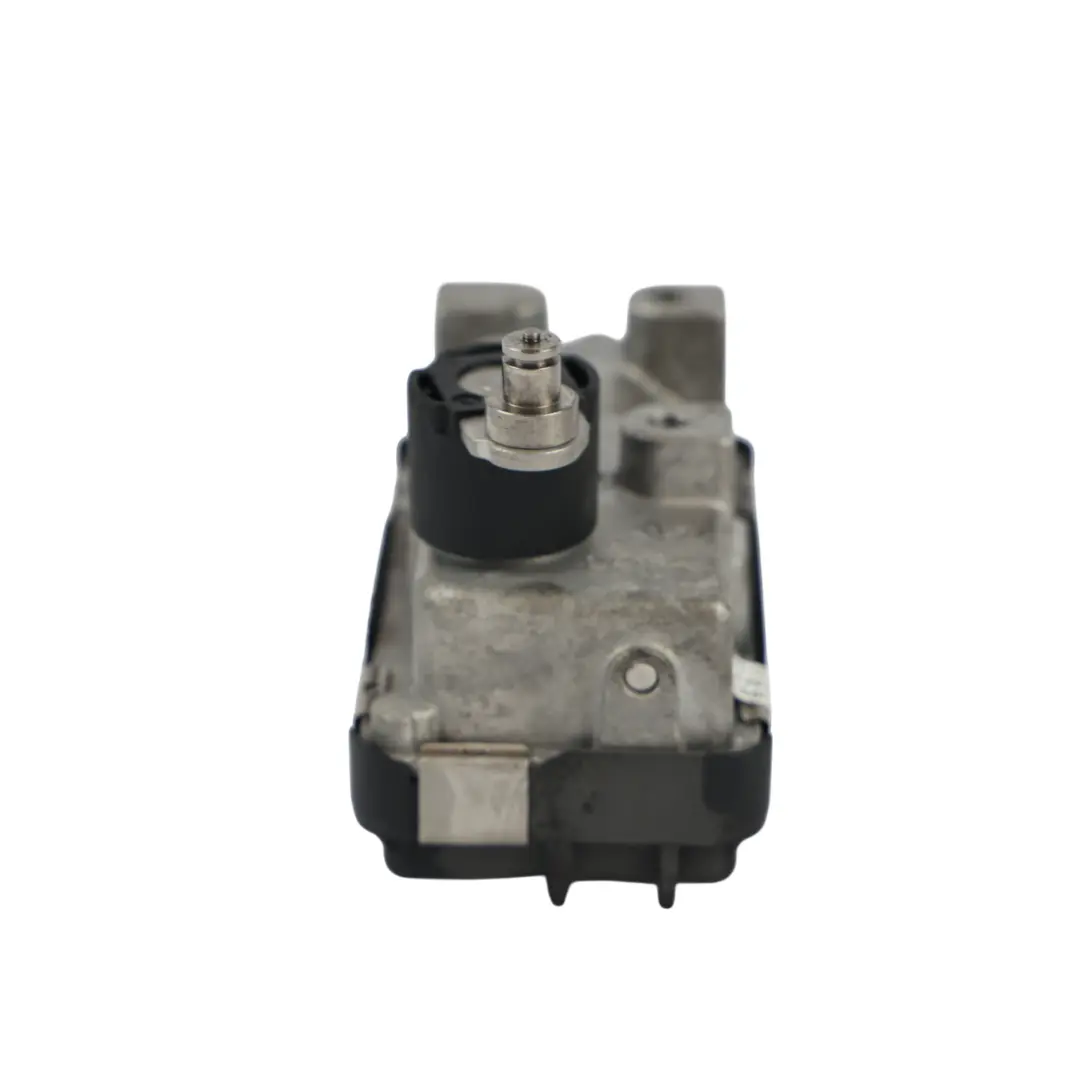 Actionneur Turbo Chargeur 3.0 525d 530d M57N2 6NW009660 pour BMW E60 E61 E63 E64 à propos du numéro de pièce 7794260 BMW E60 E61 E63 E64 Actionneur Turbo Chargeur 3.0 525d 530d M57N2 6NW009660 - SKU 7794260-6 - Numéro de pièce 7794260