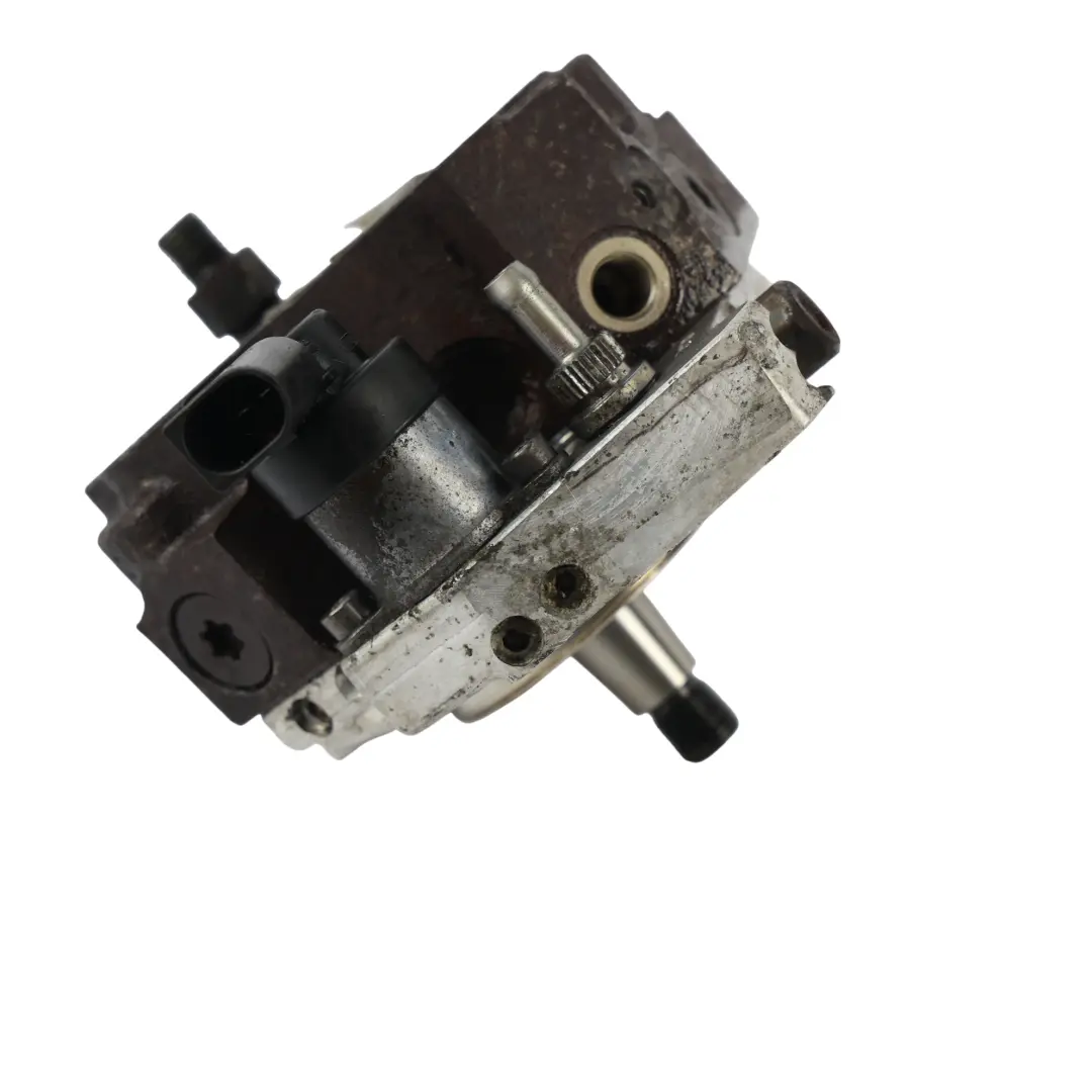 High Pressure Pump BMW E87 E90 E91 M47N2 M57N2 Fuel Pump Diesel X3 7798333 to with Part number 8511824 High Pressure Pump BMW E87 E90 E91 M47N2 M57N2 Fuel Pump Diesel X3 7798333 - SKU 7798333-1 - Part number 8511824