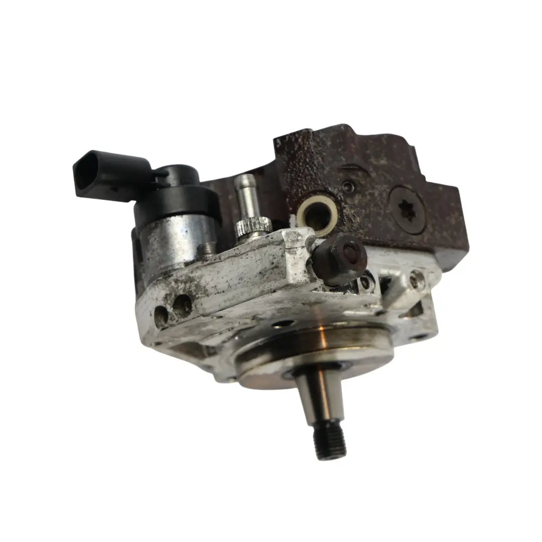 High Pressure Pump BMW E87 E90 E91 M47N2 M57N2 Fuel Pump Diesel X3 7798333 to with Part number 8511824 High Pressure Pump BMW E87 E90 E91 M47N2 M57N2 Fuel Pump Diesel X3 7798333 - SKU 7798333-1 - Part number 8511824