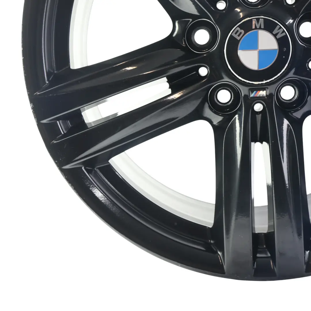 Tylna Czarna Felga Aluminiowa M 18" 8J ET:52 386 do BMW F20 F21 F22 o numerze 7845853 BMW F20 F21 F22 Tylna Czarna Felga Aluminiowa M 18" 8J ET:52 386 - SKU 7845853-5 - Numer Części 7845853