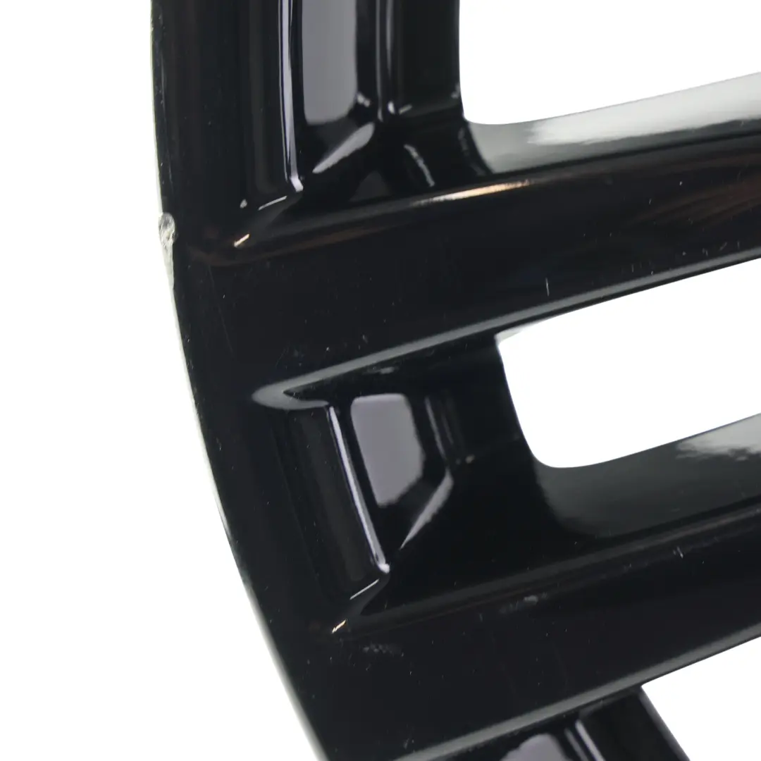 Felga Aluminiowa Czarna 18" 8,5J do BMW F30 F31 o numerze 7845881 BMW F30 F31 Felga Aluminiowa Czarna 18" 8,5J - SKU 7845881-8 - Numer Części 7845881