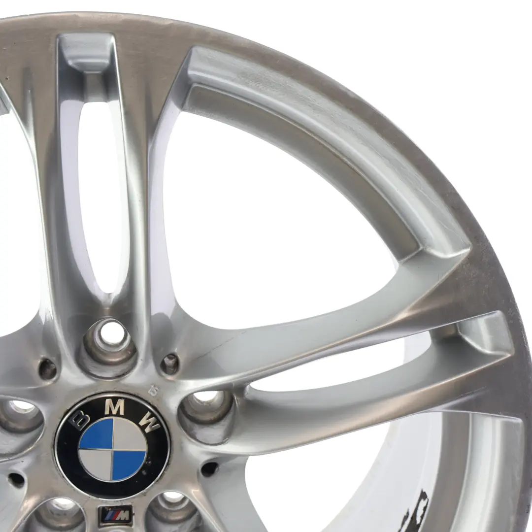 Alufelge Alu Felge 18" 8J ET:30 M Doppelspeiche 613 für BMW F10 F11 F06 F12 mit Teilenummer 7848572 BMW F10 F11 F06 F12 Alufelge Alu Felge 18" 8J ET:30 M Doppelspeiche 613 - SKU 7848572-2 - Teilenummer 7848572