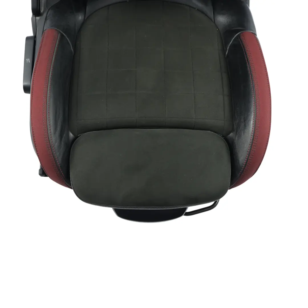 Fotel Przedni Prawy Podgrzewany Czerwono-Czarny Półskóra do Mini F60 JCW o numerze 7946502 Mini F60 JCW Fotel Przedni Prawy Podgrzewany Czerwono-Czarny Półskóra - SKU 7946502-1 - Numer Części 7946502