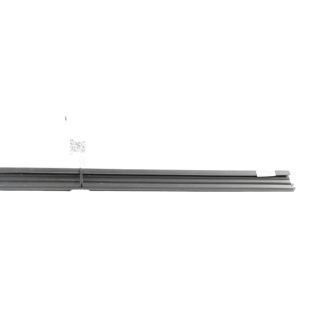 Mk2 Lewa Przednia Wewnętrzna Uszczelka Szyby do Volkswagen Crafter o numerze 7C0837471A Volkswagen Crafter Mk2 Lewa Przednia Wewnętrzna Uszczelka Szyby - SKU 7C0837471A - Numer Części 7C0837471A