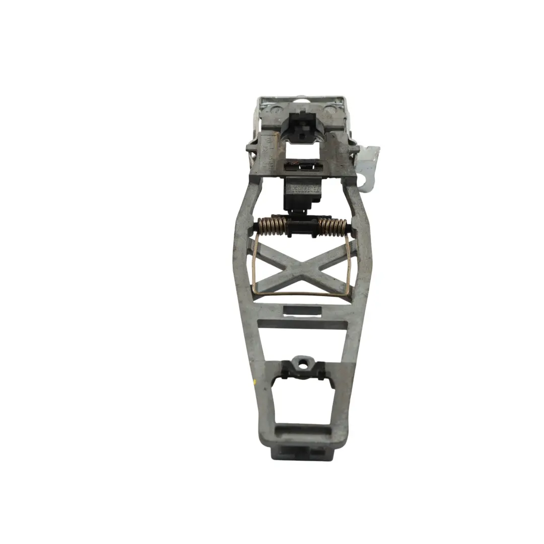 Volkswagen Transporter T6 Supporto Maniglia Porta Anteriore Sinistra - SKU 7E0837885C - Numero di parte 7E0837885C