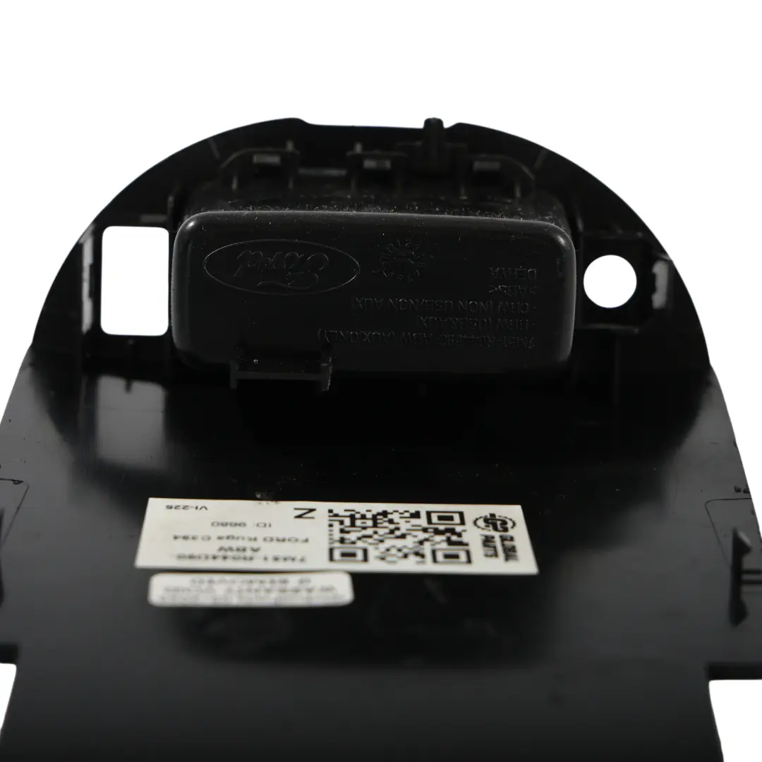 Ford Kuga MK1 C-Max MK1 Mittelkonsole AUX Eingang Blende - SKU 7M51-R044D90-ABW - Teilenummer 7M51-R044D90-ABW