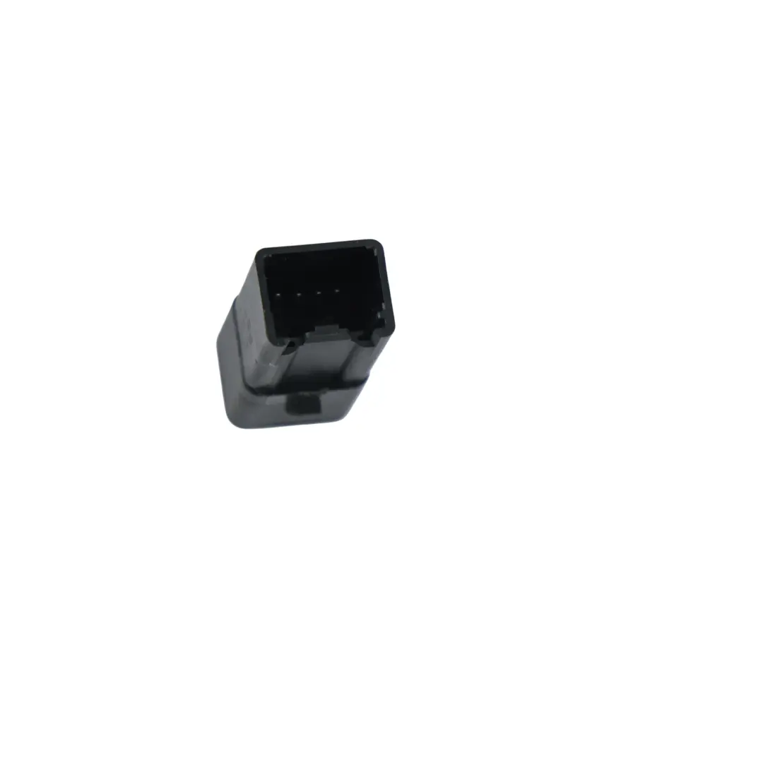 C394 MK1 Presa Ingresso AUX Audio per Ford Kuga con numero di parte 7M5T-19A164-AA Ford Kuga C394 MK1 Presa Ingresso AUX Audio - SKU 7M5T-19A164-AA - Numero di parte 7M5T-19A164-AA
