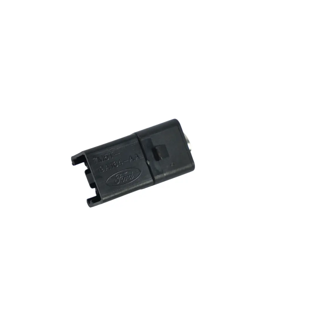 C394 MK1 AUX Eingang Buchse Audio Anschluss für Ford Kuga mit Teilenummer 7M5T-19A164-AA Ford Kuga C394 MK1 AUX Eingang Buchse Audio Anschluss - SKU 7M5T-19A164-AA - Teilenummer 7M5T-19A164-AA
