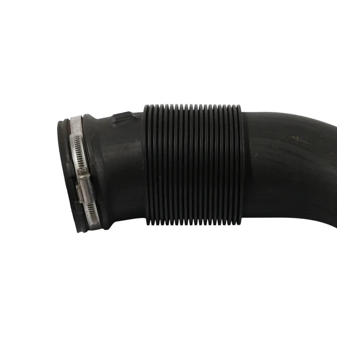 Tuyau Conduit Filtre à Air Admission pour Porsche Cayenne S 92A à propos du numéro de pièce 7P0129684B Porsche Cayenne S 92A Tuyau Conduit Filtre à Air Admission - SKU 7P0129684B - Numéro de pièce 7P0129684B