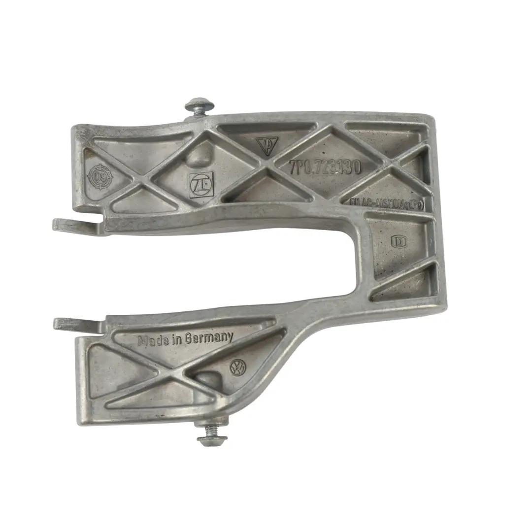 Brake Pedal Carrier Support Fastening Screw to Porsche Cayenne Turbo 92a with Part number 7P0723130 Porsche Cayenne Turbo 92a Brake Pedal Carrier Support Fastening Screw - SKU RHD-7P0723130 - Part number 7P0723130