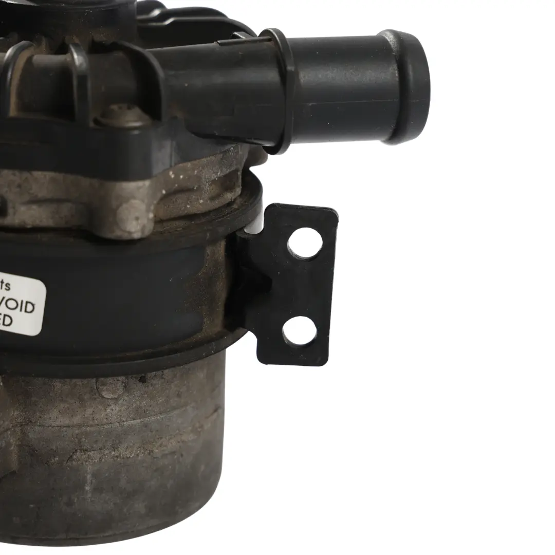 Pompe à Eau Auxiliaire 3.0 TFSI Essence CGEA pour Porsche Cayenne S 92A à propos du numéro de pièce 7P0965567 Porsche Cayenne S 92A Pompe à Eau Auxiliaire 3.0 TFSI Essence CGEA - SKU 7P0965567 - Numéro de pièce 7P0965567
