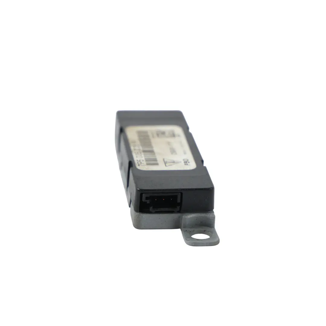 Side Audi Antenna Amplifier Right O/S to Porsche Cayenne 92A with Part number 7P5035225F Porsche Cayenne 92A Side Audi Antenna Amplifier Right O/S - SKU 7P5035225F - Part number 7P5035225F