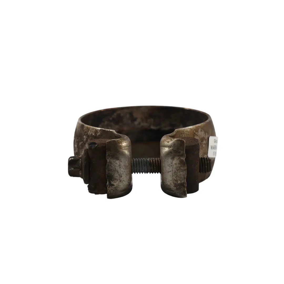 Auspuff Halterung Halter Schelle für Porsche Cayenne 92A mit Teilenummer 7P5253065 Porsche Cayenne 92A Auspuff Halterung Halter Schelle - SKU 7P5253065 - Teilenummer 7P5253065